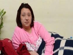 Boşanma davası süren karısını bıçakladı