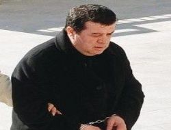 Alacak verecek meselesi yüzünden dayısını öldürdü