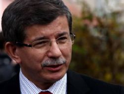 Bakan Davutoğlu: 'Mursi için gizli diplomasi sürdürüyoruz'