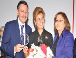 Büyükşehir'e aile ödülü