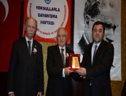 YOYAV'dan Başkan Gökçek'e plaket