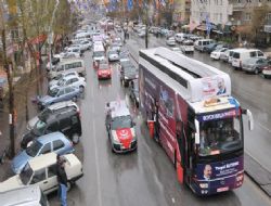 Altınok, konvoyla kent turu attı