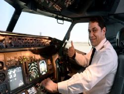 Hekimliği bıraktı gökyüzüne koştu