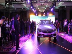 Yeni seriye podyumlu tanıtım