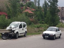 Bariyere vurdu orada durdu