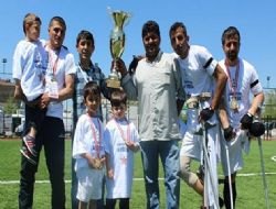 Şampiyon taç giydi