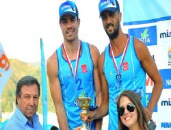 Plajın lider kardeşleri