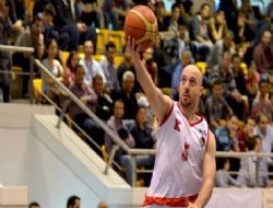 Berent yuvada kaldı