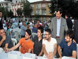 İki mahalle tek sofra