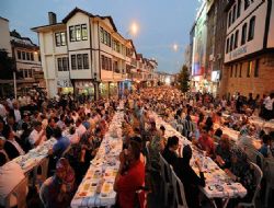 7 bin kişi oruç açtı