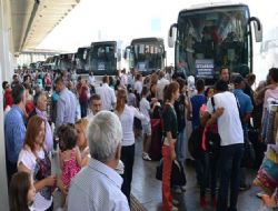 AŞTİ'de kalabalık var izdiham yok