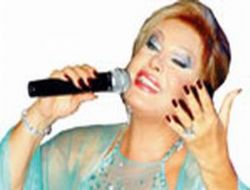 Emel Sayın polis için söyleyecek