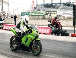 Pistte Motodrag heyecanı