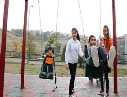 Engelsiz oyun parkı