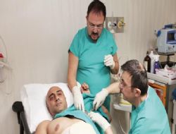 Göbek yağıyla kası onardılar