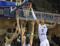 Telekom sınırı geçti