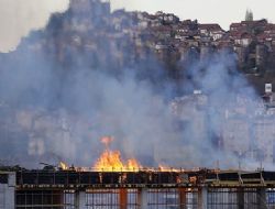Gar inşaatında korkutan yangın