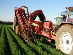 Çiftçilere tarım aracı desteği