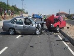 Kafa kafaya çarpıştılar