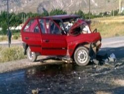 Feci kaza: 2 ölü 2 yaralı