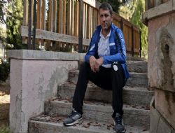 Kendini kurtardı herkese el uzattı