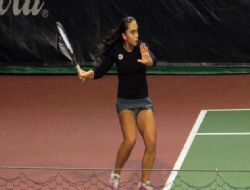 Başkent'te tenis rüzgarı