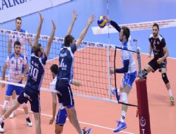 Halkbank galibiyete uzandı