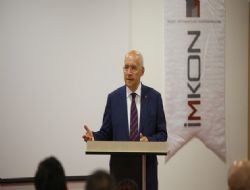 ‘Eline keser alan müteahhidim diyor'