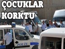 Okul bahçesinde servis kavgası