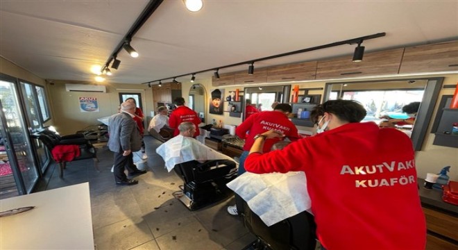 AKUT Vakf, Hatay'da kuaför açtı