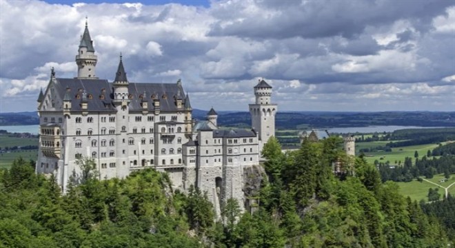 Almanya'da koalisyon hükümeti yeni destek paketinde anlaştı