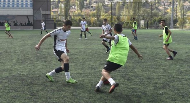 Amatörlere saha desteği