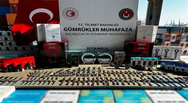Ambarlı Limanı'nda farklı türde kaçak eşyalar yakalandı