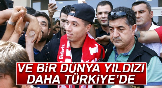 Antalyaspor'dan Nasri'ye coşkulu karşılama