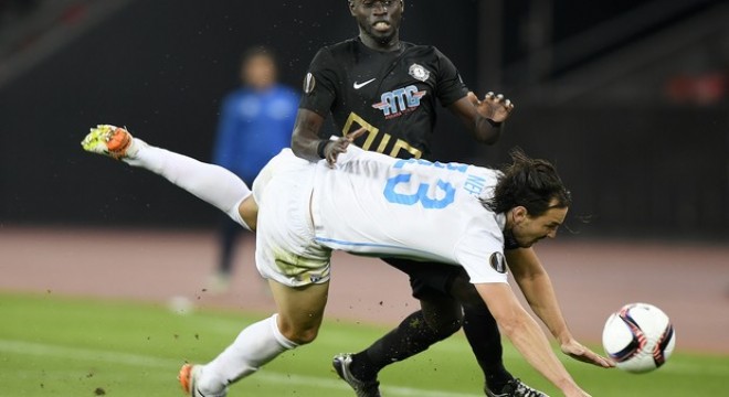 Arenada puan savaşı