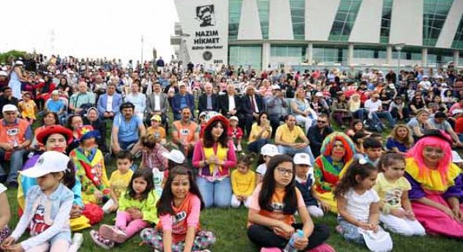 Babalarla çocuklar şenlikte buluştu