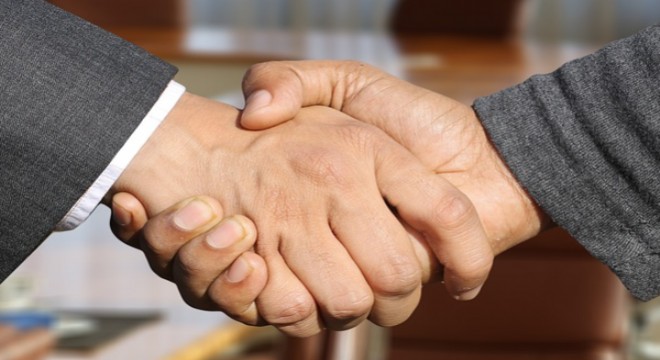 Bakan Memişoğlu, TBMM'de görev yapan sağlık çalışanlarını ziyaret etti