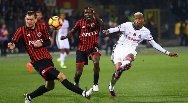 Başkent'te zorlu kapışma