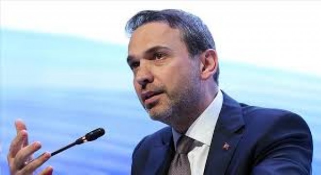 Bayraktar: Güney Gaz Koridoru, Yeşil Enerjinin Küresel Öncüsü Olabilir