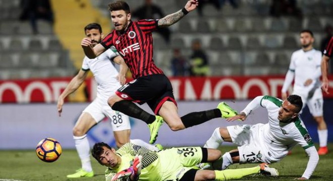 Beştepe'de umutlu bekleyiş