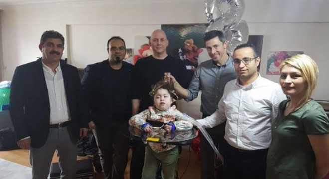 Binlerce Ankaralı Tuana'ya adım oldu