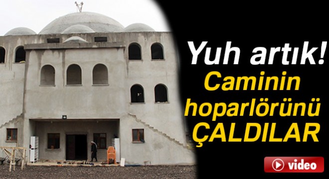 Camiye giren hırsızlar hoparlörü çaldı