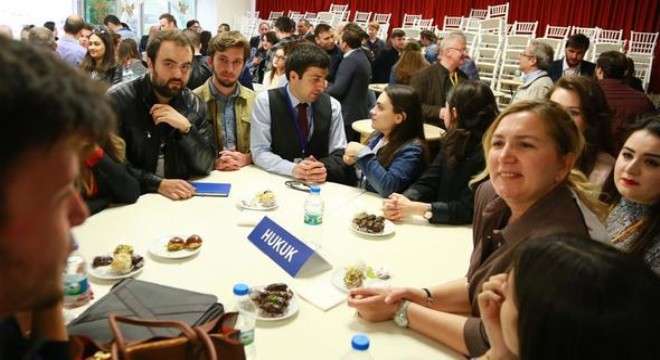 Dost'ça kariyer sohbeti