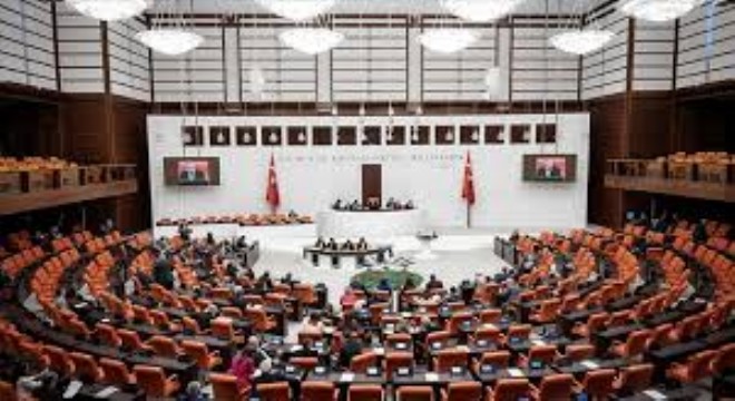 Emekli Bayram İkramiyesi Kanun Teklifi Yasalaştı