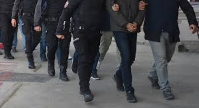 FETÖ'ye yönelik operasyonda 10 zanlı yakalandı