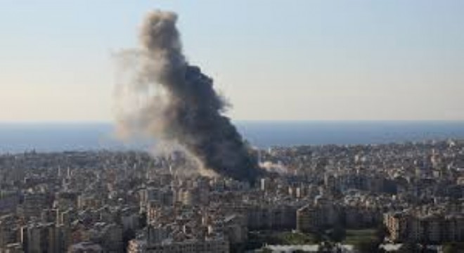 İsrail Beyrut'ta Hava Saldırılarına Devam Ediyor