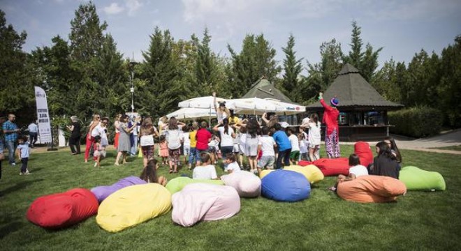 Koruyucu aileler kahvaltıda buluştu