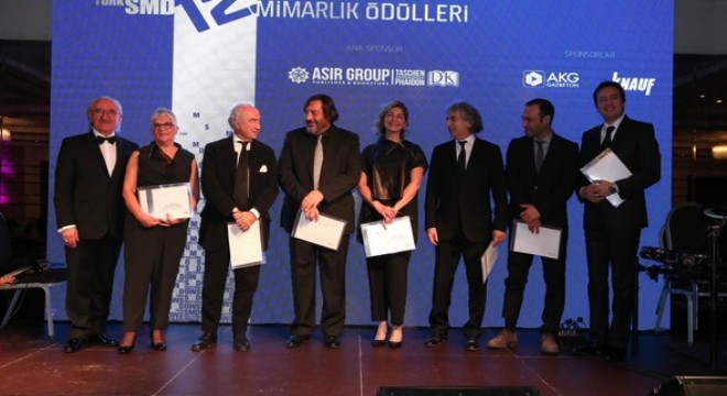 Ödüller sahiplerini buldu