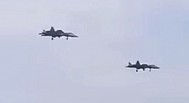 Rusya Su-57 isimli yeni savaş uçaklarını Suriye'ye gönderdi