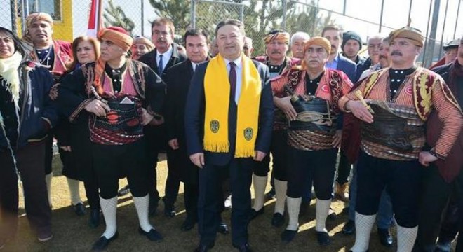 Seymenlerden Ankaragücü'ne destek